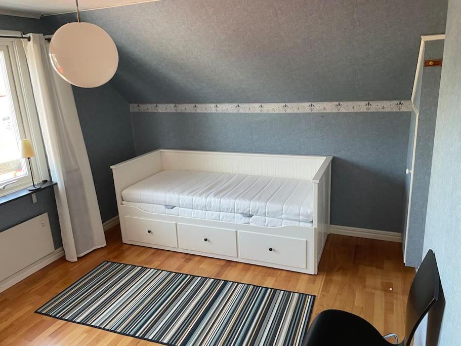 Vila Familjevaenligt Hus Naera Isaberg! Hestra Exteriér fotografie