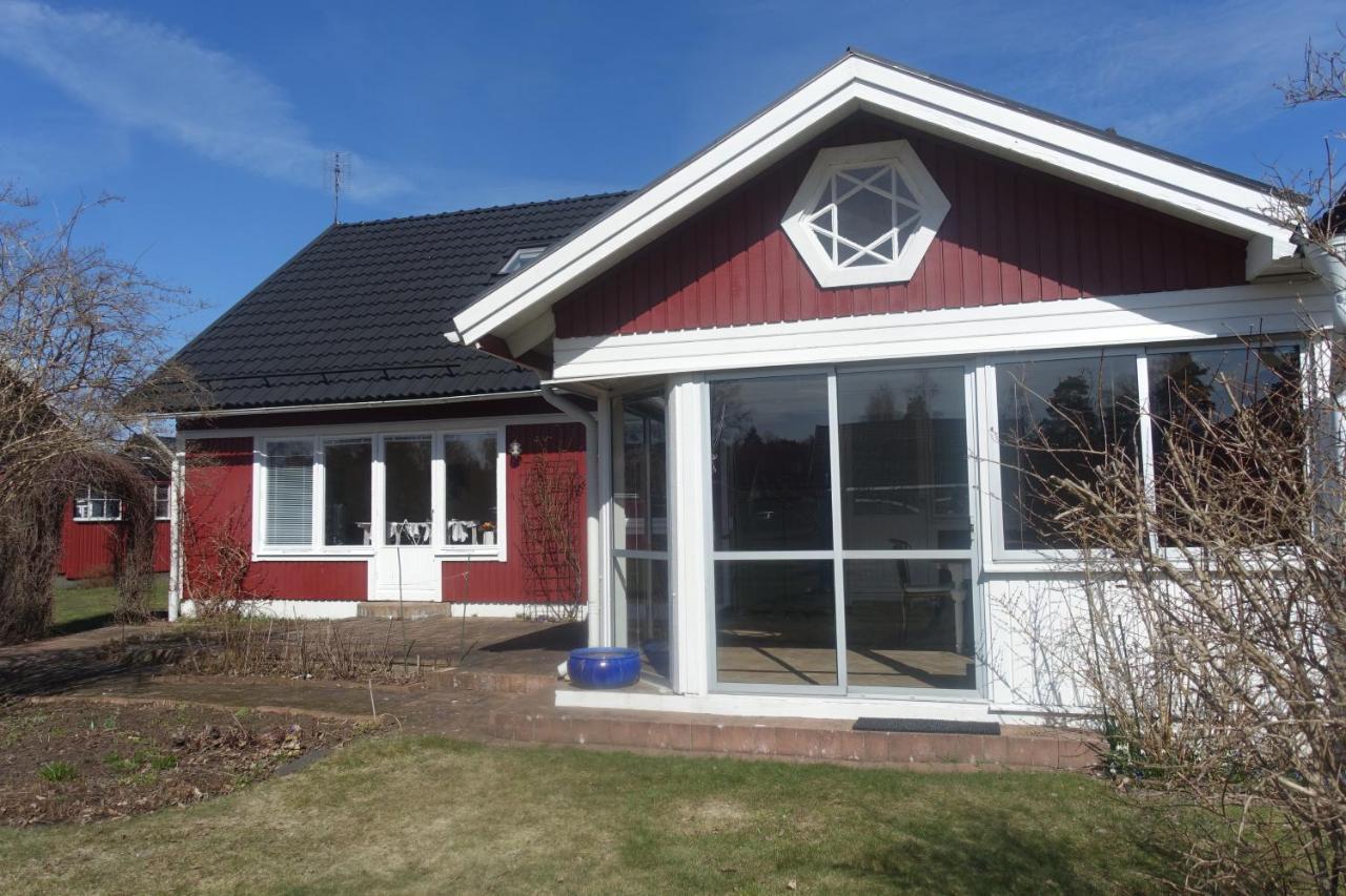 Vila Familjevaenligt Hus Naera Isaberg! Hestra Exteriér fotografie